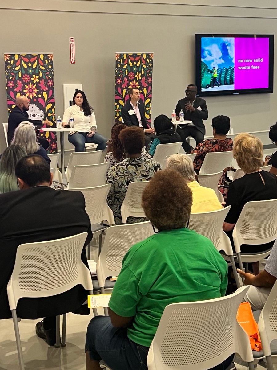 It was a packed house at Wheatley Heights Sports Complex for the District 2 Budget Town Hall!
📣 Thanks to everyone who showed up and shared their voice!
🔗Find the full schedule of meetings and locations at: SA.gov/Budget