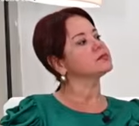 Bayon_51's tweet photo. 🚨 La prensa puertorriqueña se comporta como una mafia: se encubren, se protegen y jamás se señalan entre ellos… porque cuestionar a un colega implicaría exponer la podredumbre completa del gremio.

La columna que sirve como editorial de @noticel es de Dennise Y. Pérez. Sí, la periodista de ideología "estadista" que se solidarizó con el senador independentista Adrián González cuando arrestaron a su hermano Iván por fraude... mientras guardó silencio en casos judiciales que involucraban a hermanos de estadistas inocentes.

Miles de estadistas queremos ver a nuestros líderes en #PuertoRico en modo Milei, Bukele y Trump: firmes, sin miedo ni sumisión ante periodistas y fotoperiodistas que actúan como carga maletas de la oposición #socialistoide con sus preguntas capciosas.

Así que, tu columnita solo representa tu sentir y el de los tuyos, @DePrensaPR. Miles de puertorriqueños pensamos muy distinto a ustedes.

Fin.