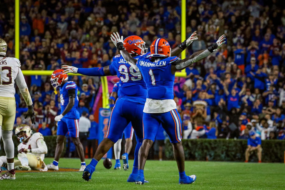 CamJackson72's tweet photo. From College To the League With my Brother @d1princely 🤞🏽💙 https://t.co/uPKc3cNTBe