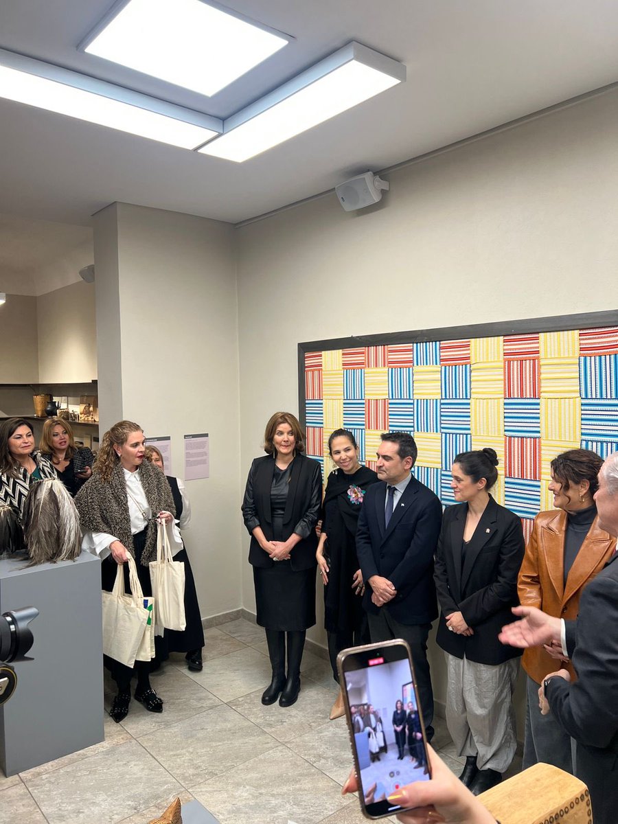 Fue maravilloso asistir a la exposición “Volver a Casa” en el Centro Cultural de la República del Paraguay en Buenos Aires 🇵🇾 el 21 de agosto. ☘️ <a href="/EmbajadaParArg/">Embajada del Paraguay en Argentina</a>