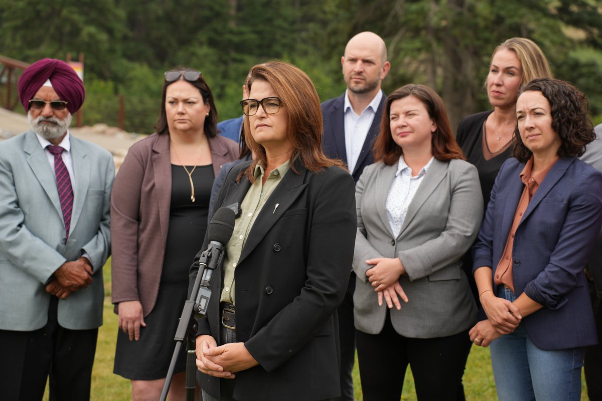 Carla Beck tweet media