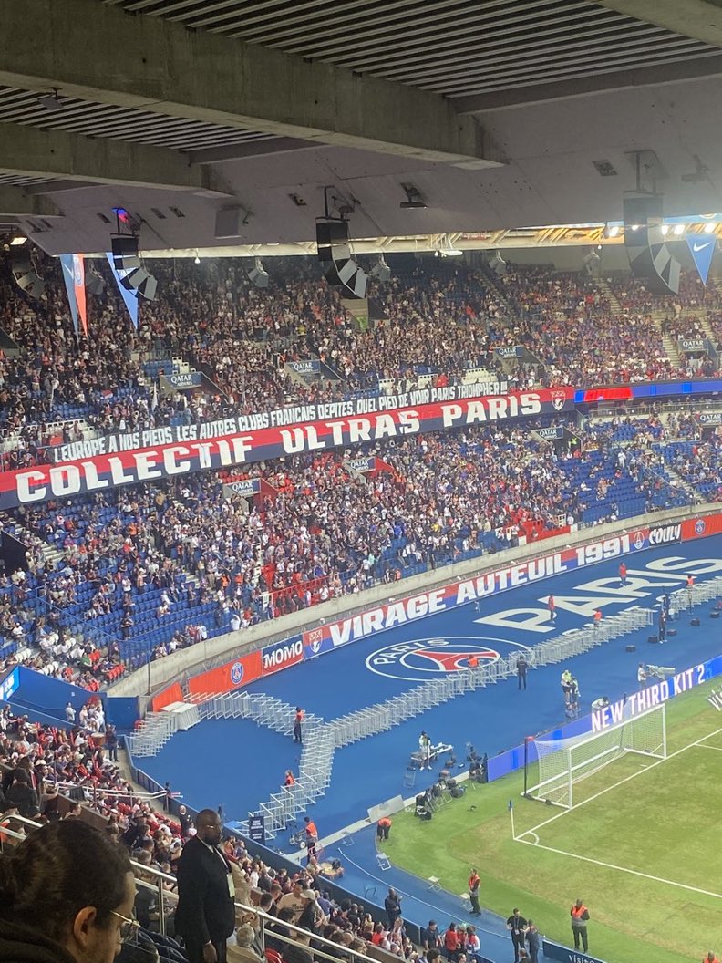 MKE-25 (@mk_editex) on Twitter photo « L’Europe à nos pieds, les autres clubs français dépités… Quel plaisir de voir Paris triompher ! » ❤️💙
📸 <a href="/CasseJosue/">Josué Cassé</a> « L’Europe à nos pieds, les autres clubs français dépités… Quel plaisir de voir Paris triompher ! » ❤️💙
📸 <a href="/CasseJosue/">Josué Cassé</a>