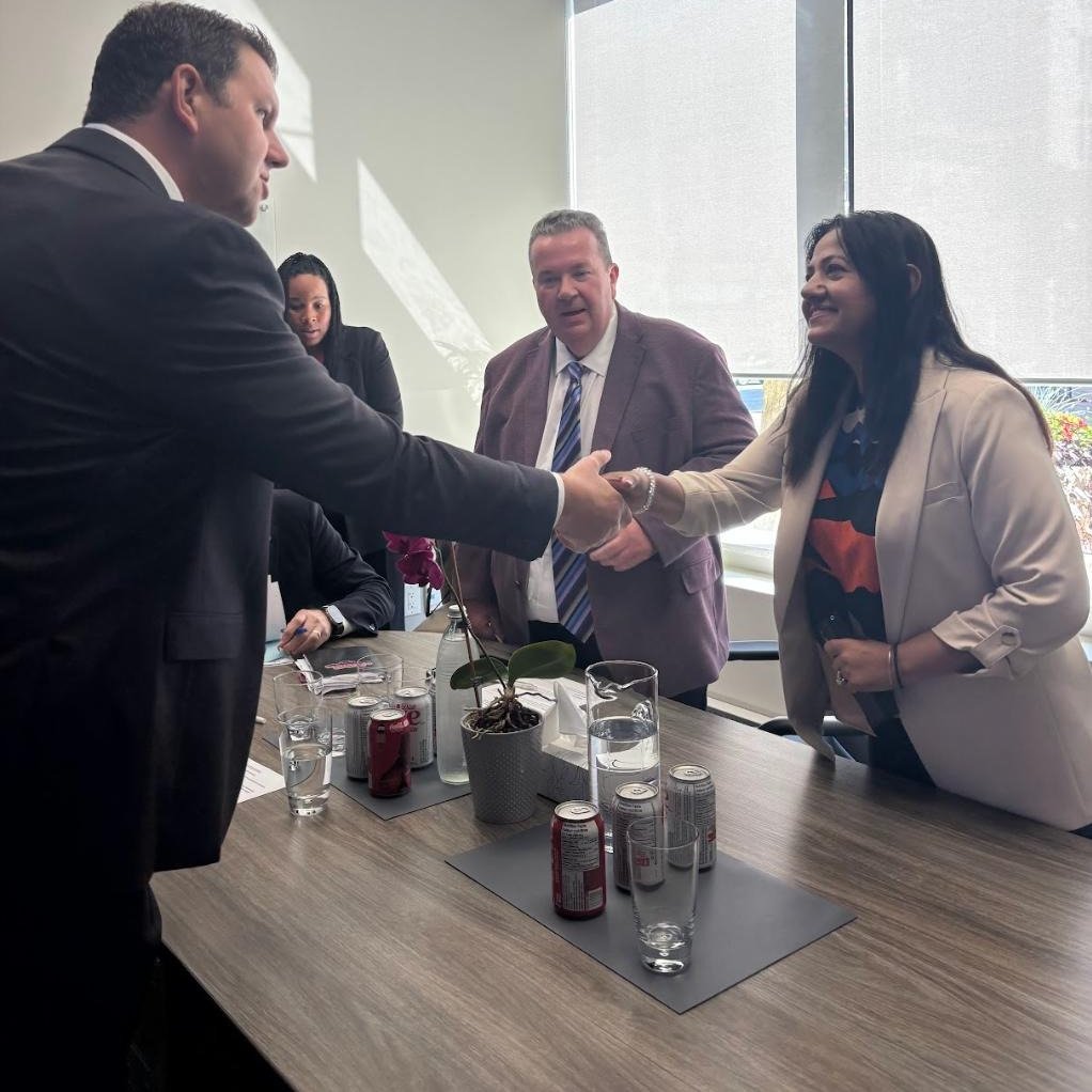 Windsor is at the heart of Canada’s trade challenges. Tariffs have hit hard—autos, suppliers, manufacturing. I met with local leaders today to hear how these pressures are affecting workers and businesses. We’re listening—and acting.

As PM <a href="/MarkJCarney/">Mark Carney</a> said earlier today, Canada