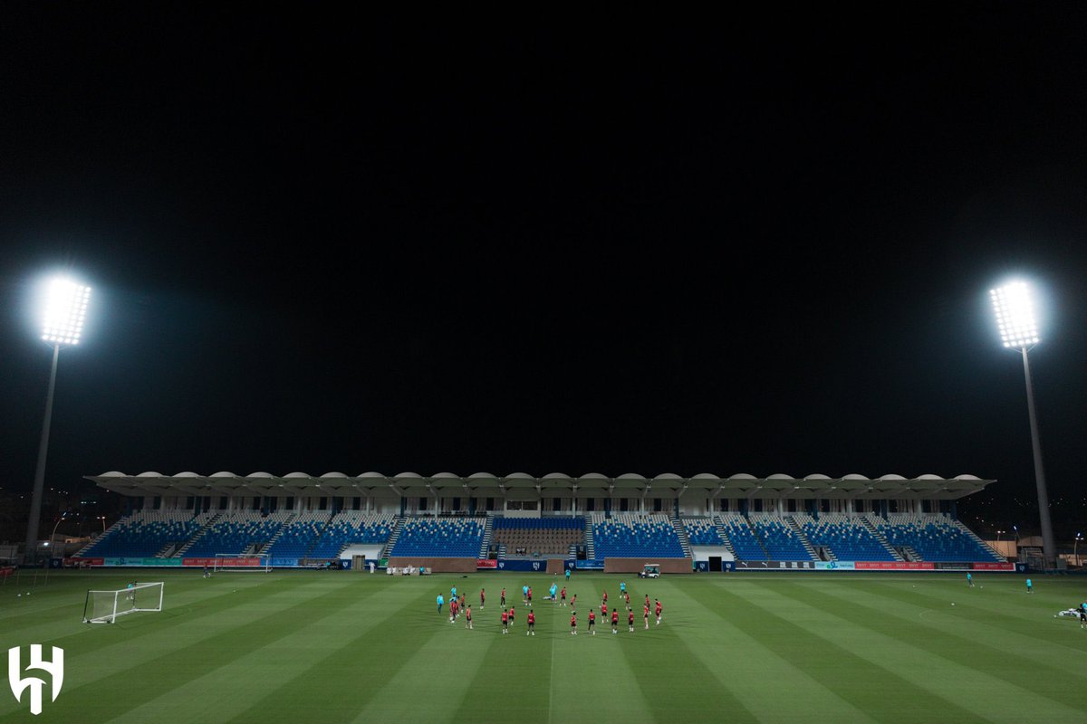الهلال يختتم تحضيراته استعداداً لمواجهة الفيحاء ❤️

<a href="/Alhilal_FC/">نادي الهلال السعودي</a> 📸