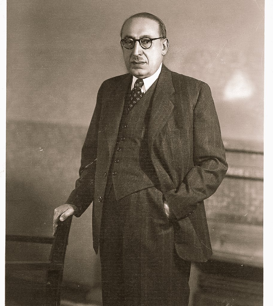 احمد قوام :«دیپلماسی موفق، هنر استفاده از تضاد منافع قدرت‌های بزرگ برای حفظ استقلال و منافع ملی است.» #تاریخ