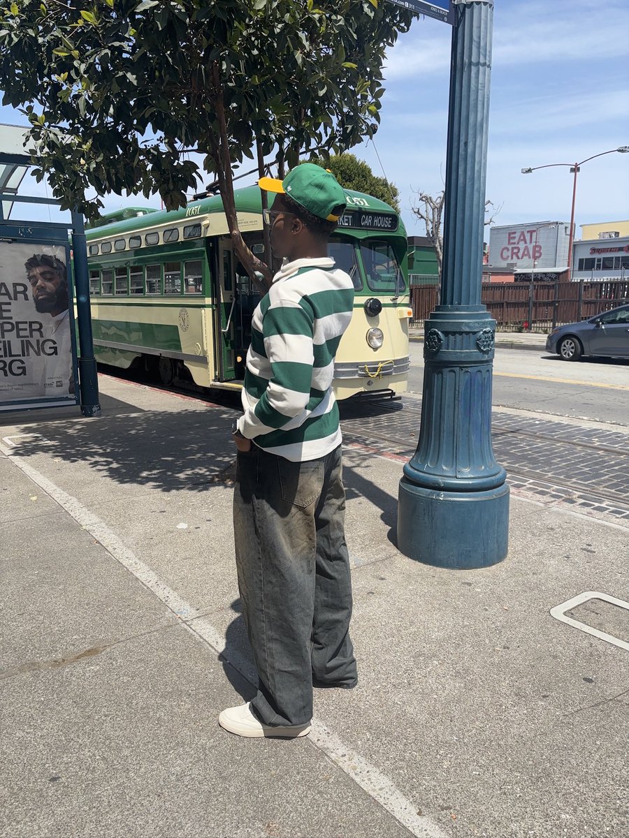 is a twitter #dump a thing?