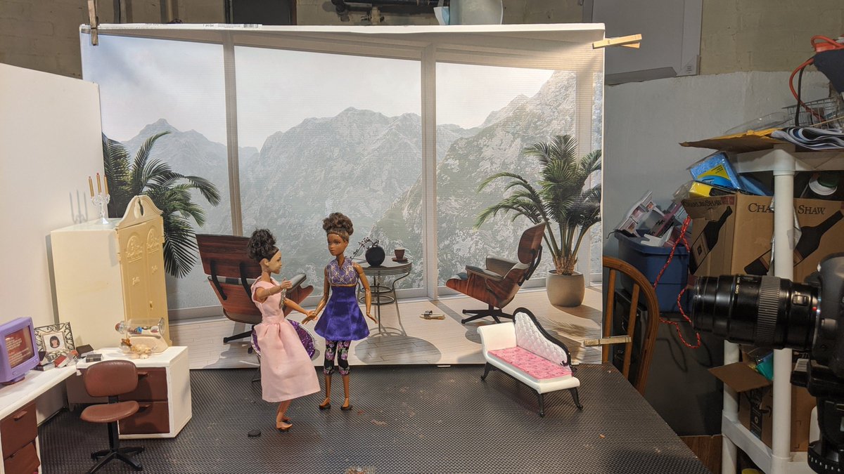 Psyche_Cinema's tweet image. Backstage of "The Linguist" based on the Grimm #fairytale , "The Three Languages." #womeninfilm  #supportindiefilm our #monthlyfilmclub selection. 
psychescinema.com/courses/monthl…