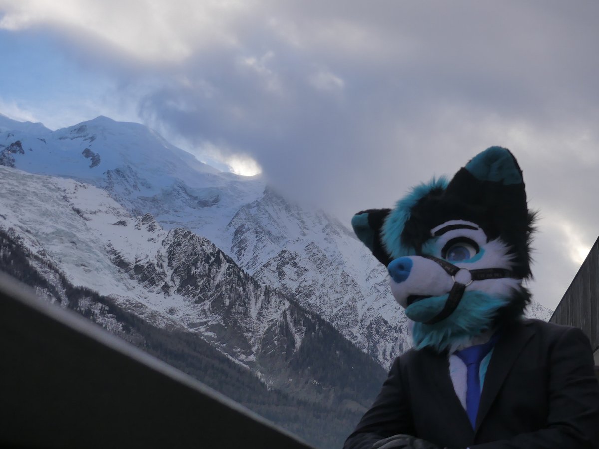 Mont Blanc is so imposing behind me, I feel small next to it 🏔️