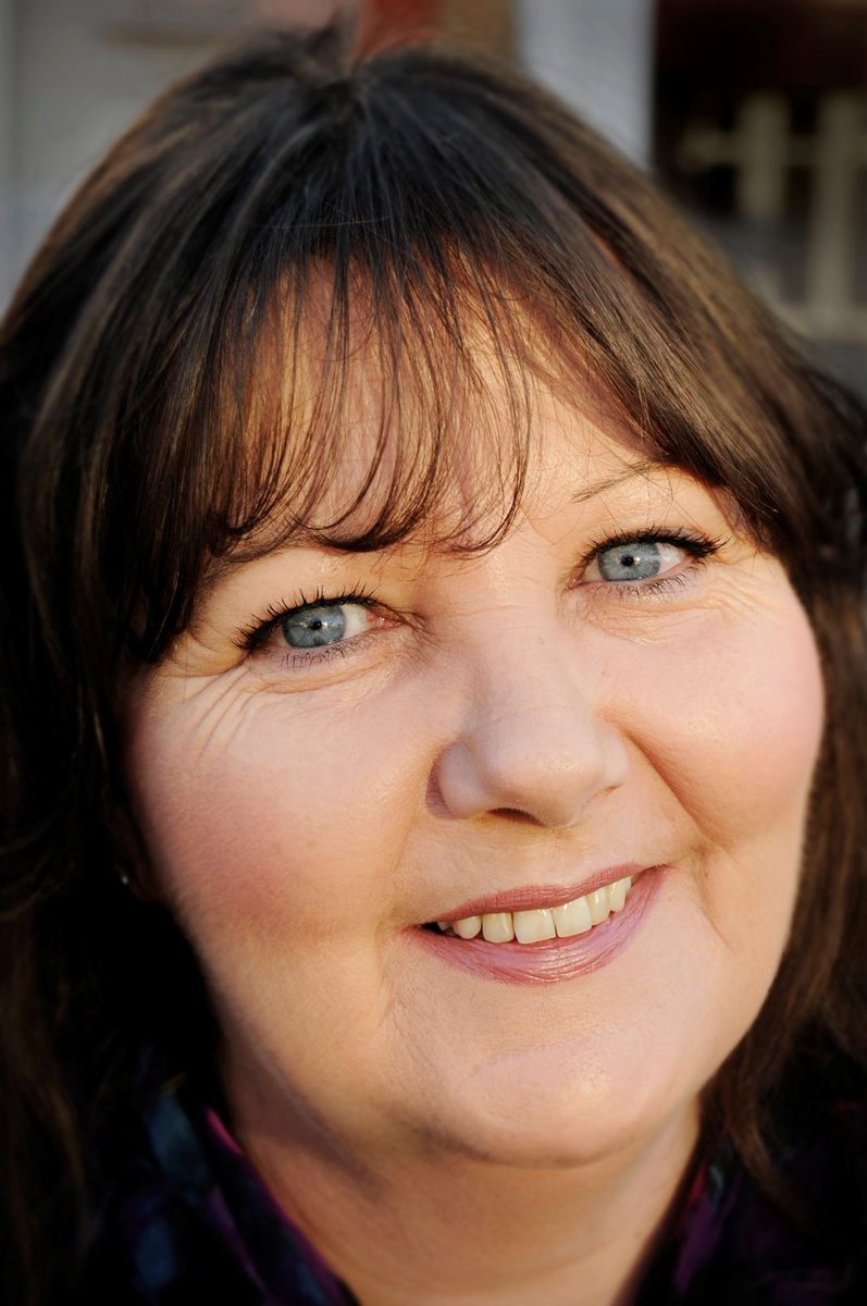 It is with great sadness that we announce the passing of Cllr Denise Western, who died peacefully this morning following a short illness.

Our deepest sympathies are with Denise’s family and friends at this sad time.