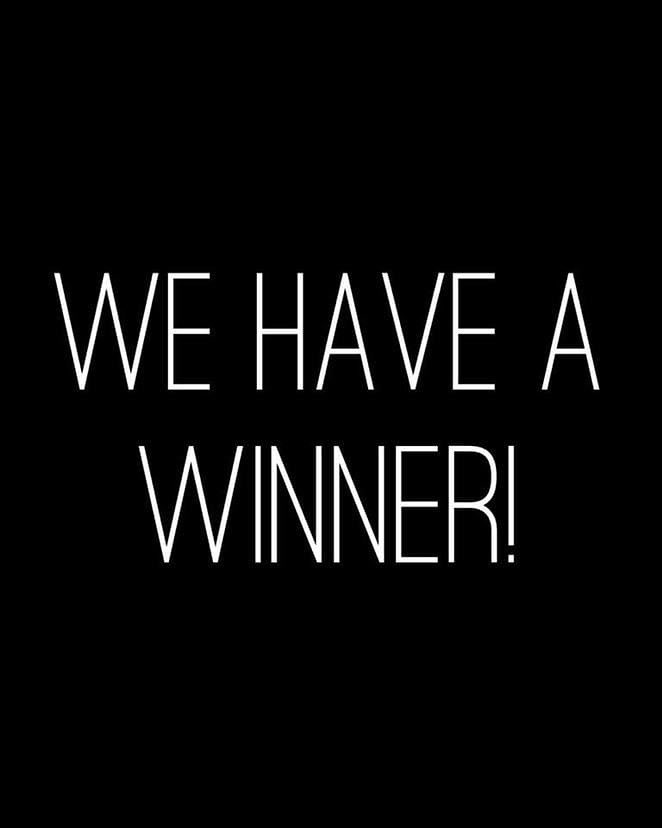 Congrats to @dumontarianna from IG! She was the #dmallfreebiefriday winner #tgif