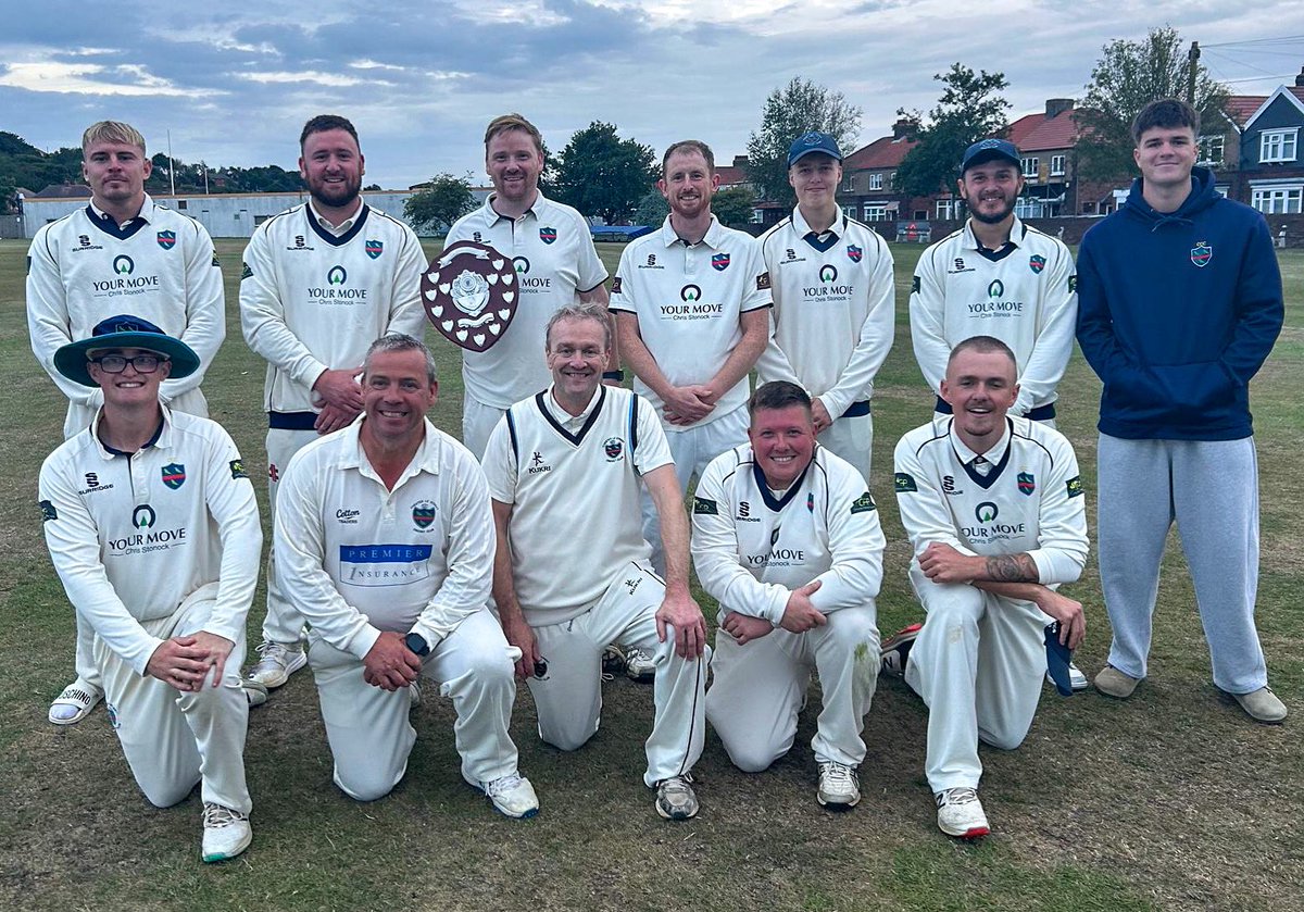 🏏 Winners are grinners! 

🏆 The Banks Shield is heading back to Ropery Lane as our midweek side defeat Gateshead Fell by 27 runs! 

👏 Well done to The Fell too who played their part in a well fought game. 

🦜 #UpTheKeets