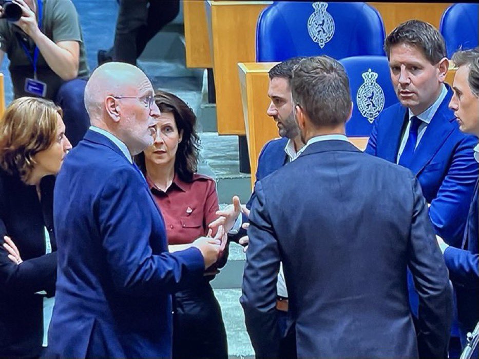 De saboteurs van ons land. Het verval gevangen in één beeld.

#gazadebat