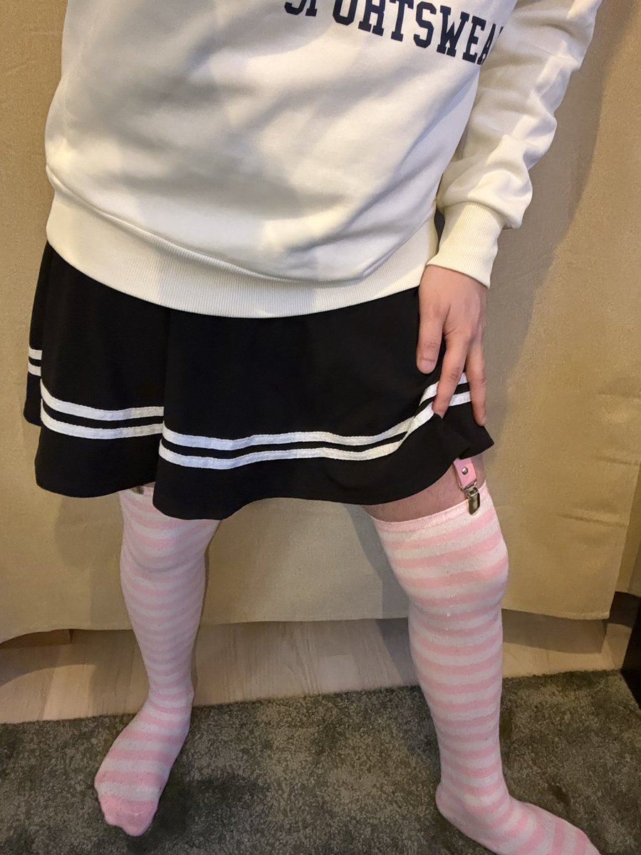 Happy femboy Friday :3 #femboy #femboyfriday #skirt #thighhighs