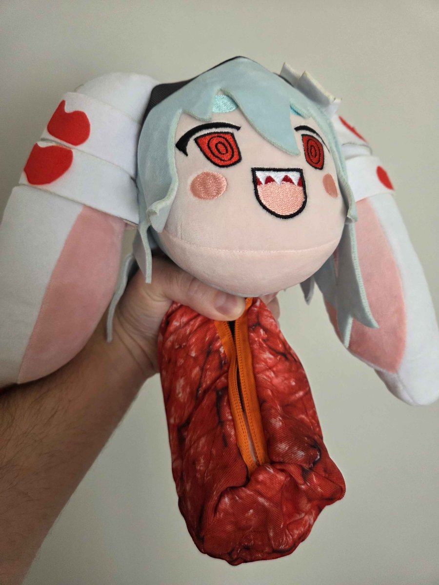 Found out I can turn my Para Plush into a meat nugget #Paradrip