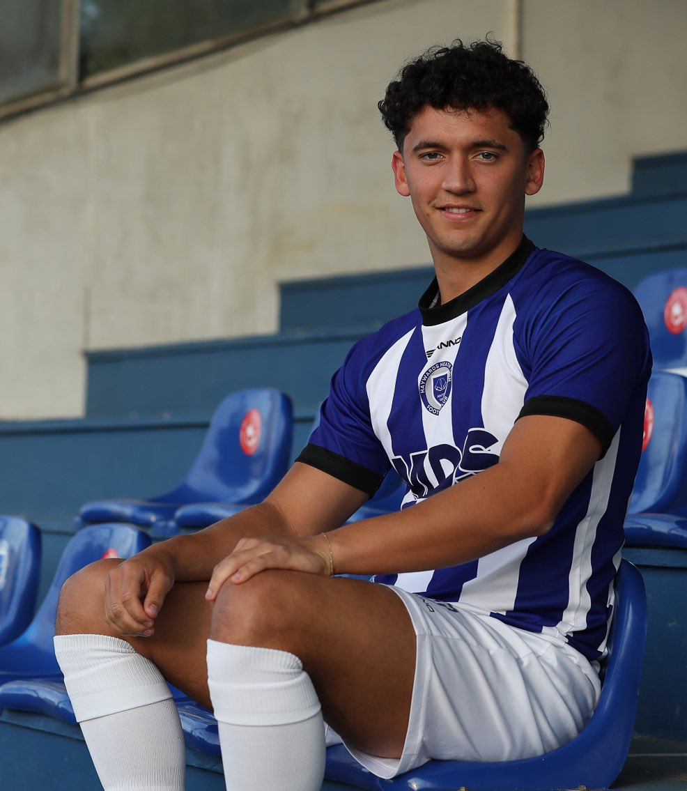 After over 10 months out of football through injury, Darius Goldsmith returns to the Heath squad tomorrow!

We can’t wait to see you back on the pitch <a href="/GoldsmithDarius/">Darius Goldsmith</a> 💙💪

#HHTFC