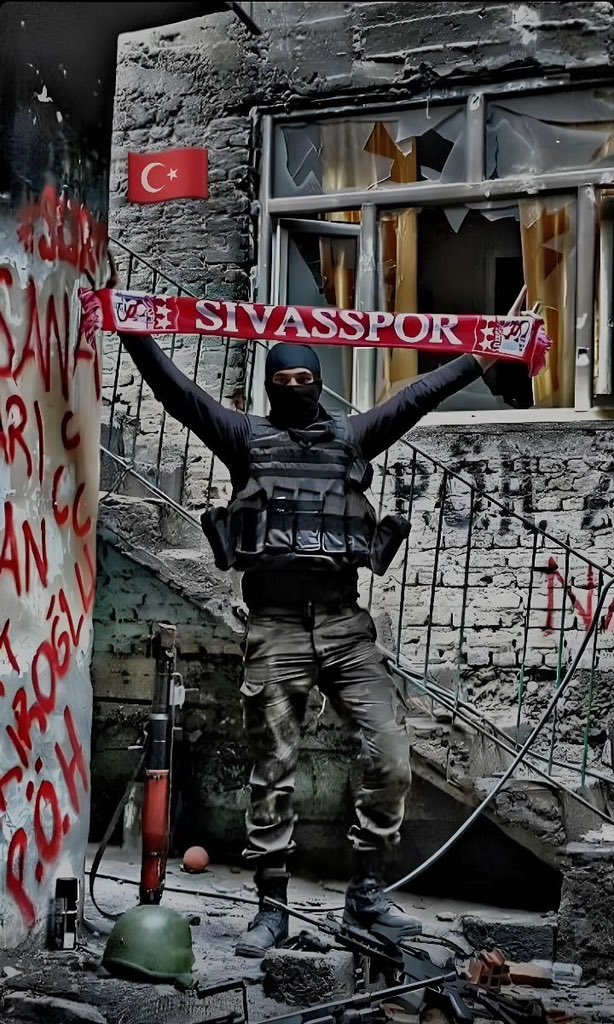 Sivasspor'a ve şanlı Türk Polisine selam olsun. 🇹🇷