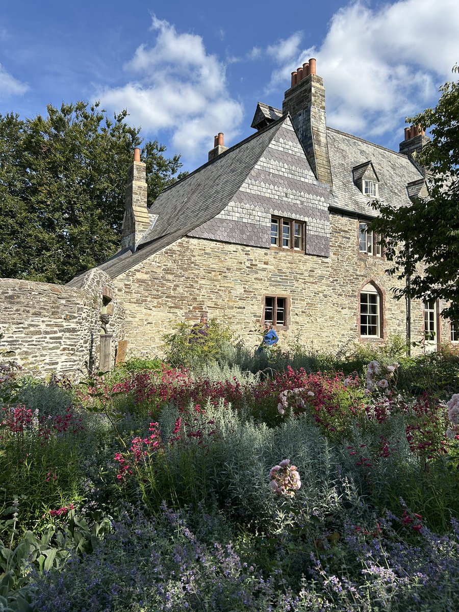 Isabel Churcher tweet media