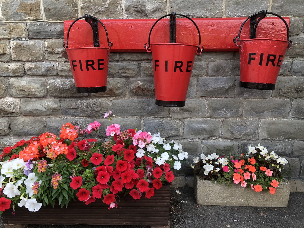 Well chosen floral planters!