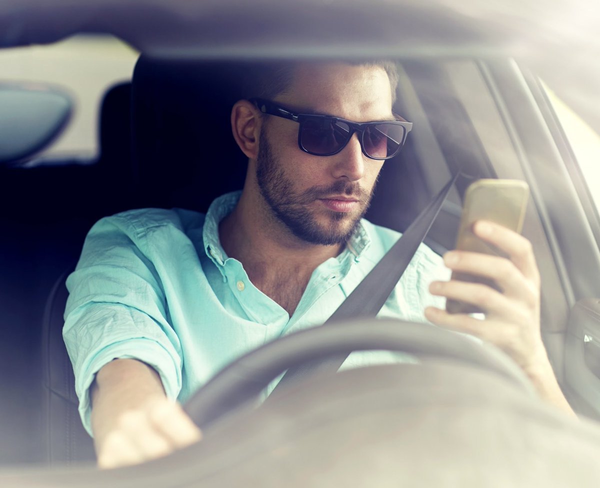 WeyburnPolice's tweet image. A red light isn’t the time to check your phone or plan your road trip. Even brief distractions can have serious consequences at intersections. Stay present and drive safe. #CTSSask #SKCheckStop @SGItweets