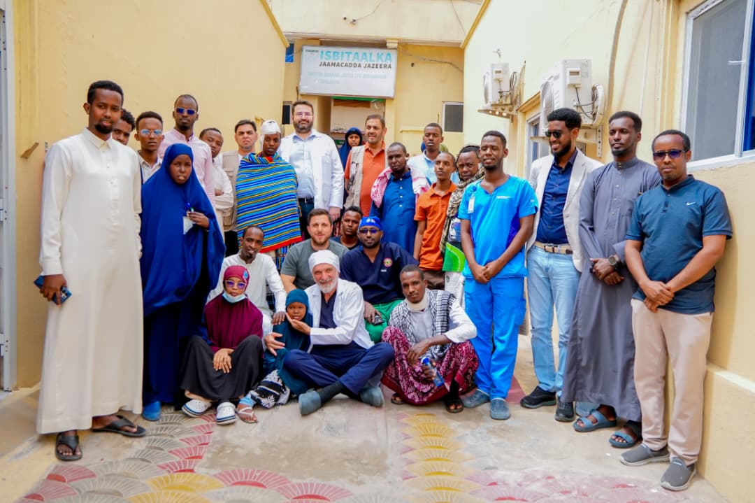 Our Secretary-General paid an official visit to Jazeera University Hospital today, inspecting medical services, equipment standards, and the professionalism of healthcare staff. This visit is part of ongoing efforts to ensure quality and ethical healthcare in Somalia.
