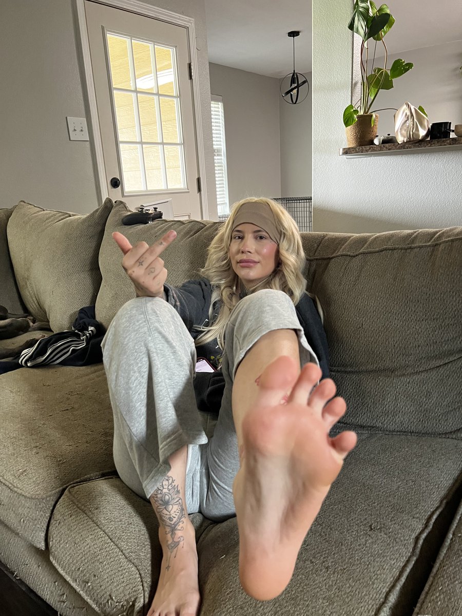 Gotta get someone to come help me with these👀🥵 who’s it gonna be??