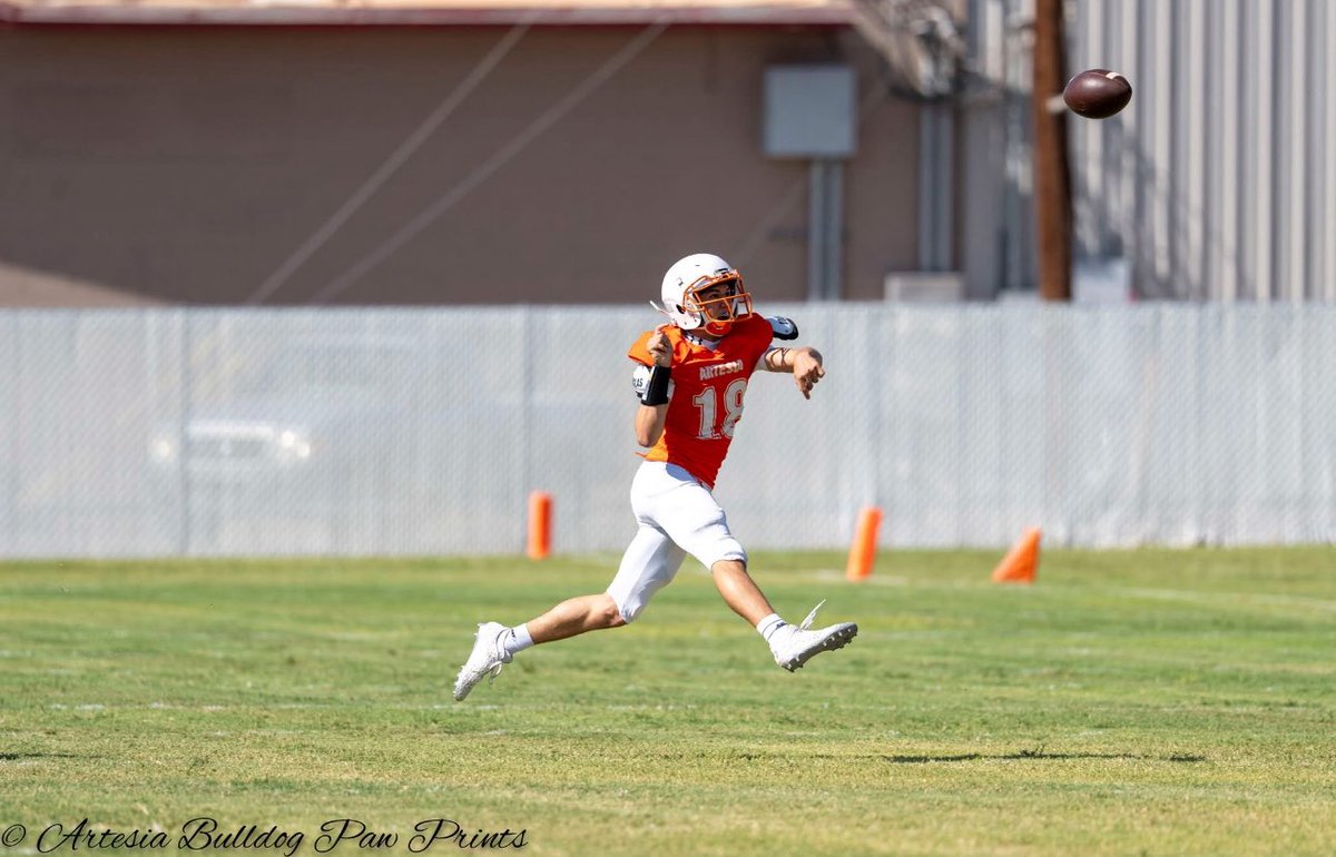 Go Dogs!!  Passed for 3 TDs 2 Extra points and the most important thing got the team WIN! 
#proveit #dimetime #brickbybrick  🧱 
<a href="/ArtesiaF32/">Artesia Football</a> <a href="/JalanSowell/">JALAN SOWELL (J1)</a>
<a href="/ONEWAYINC1/">ONEWAY INCORPORATED</a>
<a href="/ChrisHixsonQB/">Chris Hixson</a> <a href="/QBIQsystem/">QBIQ™️</a>
<a href="/QBUniverseQBU/">QBUniverse</a>
@coach_stanfield <a href="/nmpreps/">NMPreps</a>
<a href="/QBHitList/">QBHitList.com</a>
<a href="/Rivals/">Rivals</a> <a href="/247recruiting/">247Sports Recruiting</a>