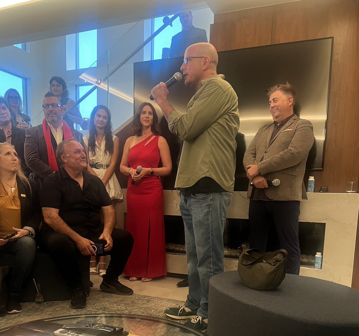 Regenna Rouse tweet media