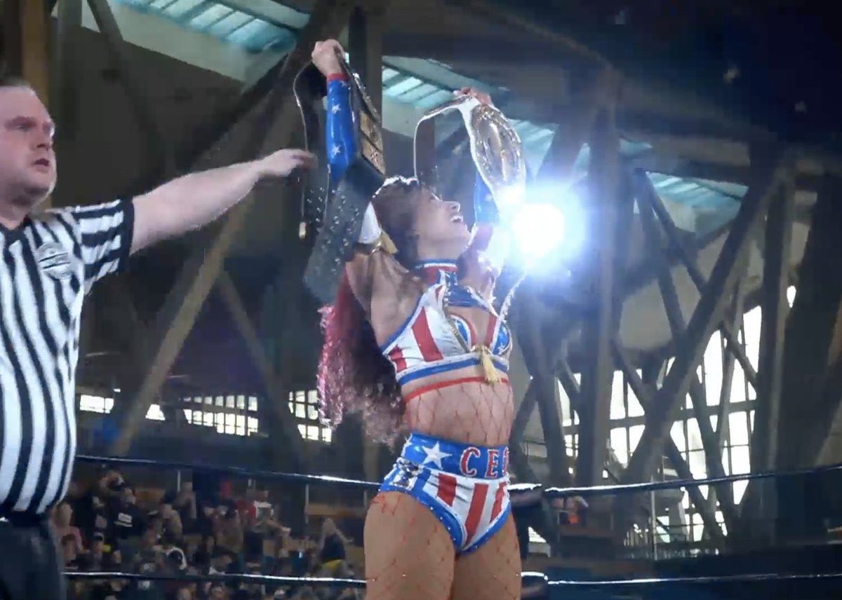 The Beyoncé Of Wrestling「NOT @MercedesVarnado 」 tweet media