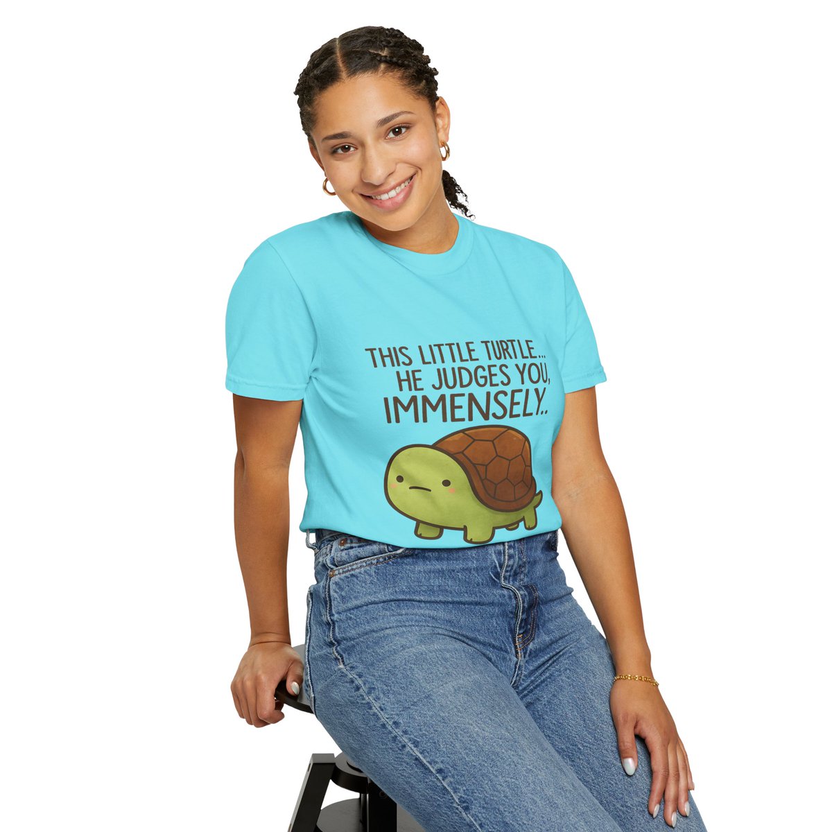 RftAhmd47506's tweet photo. This tiny turtle… he judges you IMMENSELY 🐢😂
Wear your sass with pride — tees, hoodies, mugs &amp; more!
👉 [https://t.co/WJICJXogun] #FunnyTurtle #CartoonDesign #GraphicTees #StreetwearStyle #PrintOnDemand #giftidea https://t.co/Wc0EXCortv