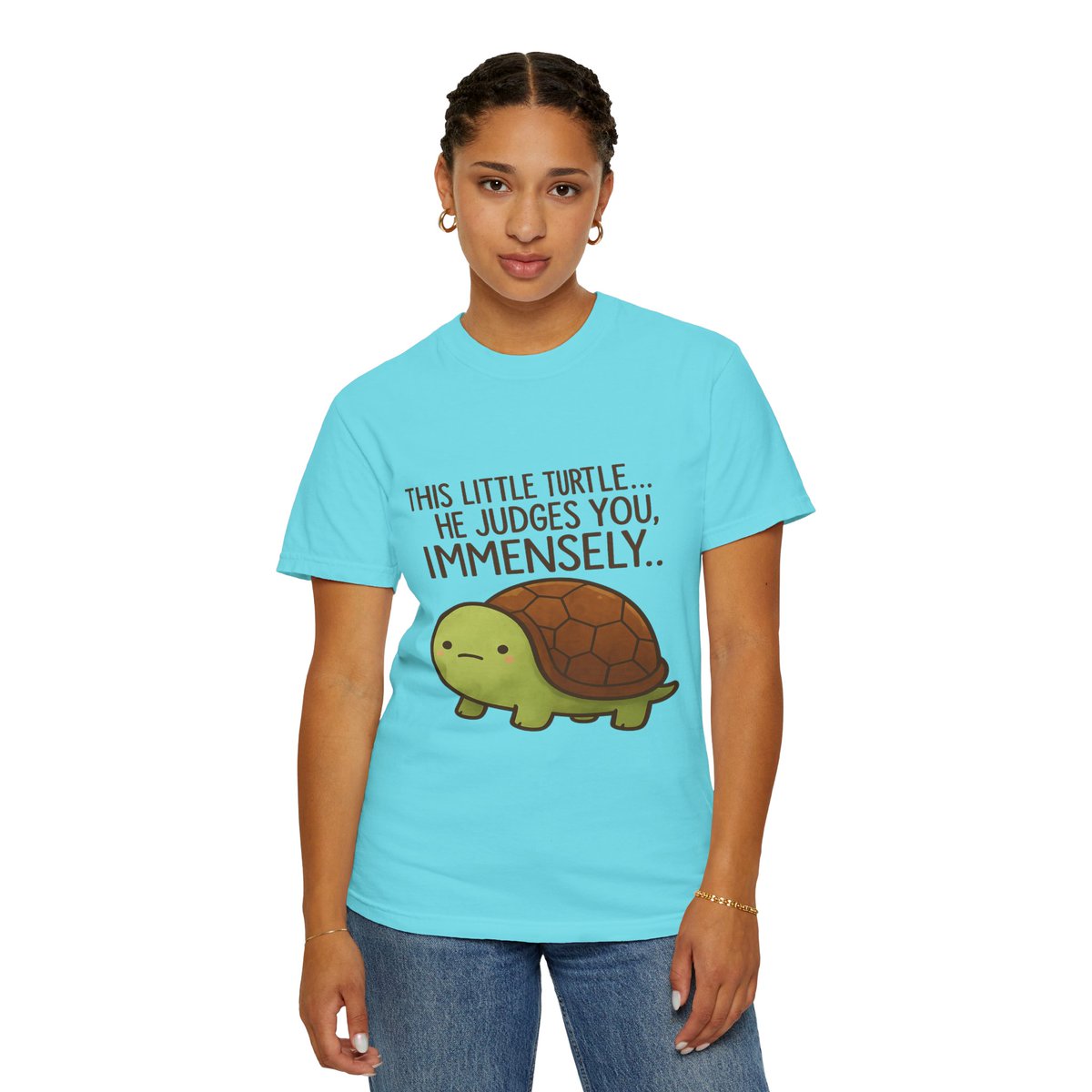 RftAhmd47506's tweet photo. This tiny turtle… he judges you IMMENSELY 🐢😂
Wear your sass with pride — tees, hoodies, mugs &amp; more!
👉 [https://t.co/WJICJXogun] #FunnyTurtle #CartoonDesign #GraphicTees #StreetwearStyle #PrintOnDemand #giftidea https://t.co/Wc0EXCortv