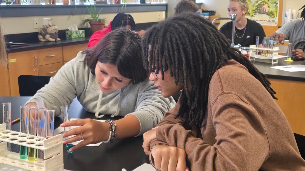 Carbondale H.S. tweet media