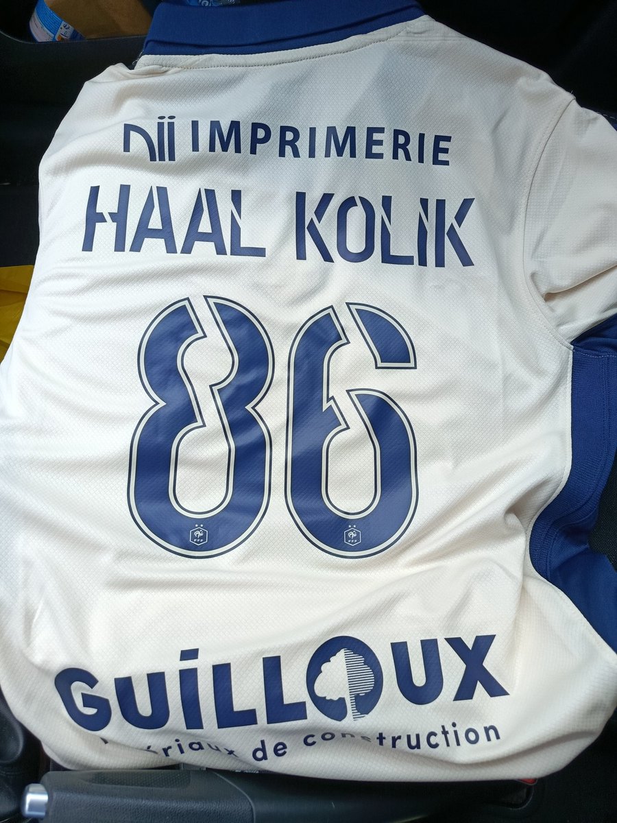 Czeeeeer's tweet photo. @WeAreMalherbe Bahahaha, merci pour la ref https://t.co/OOZYfAk9tO