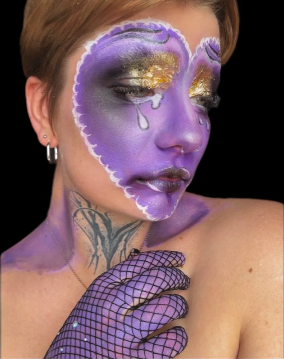 gwladd10's tweet photo. Je vais le poster partout jusqu’à que tout le monde en ai marre 🧍🏻‍♀️💜 #Makeup https://t.co/annxcHef1z