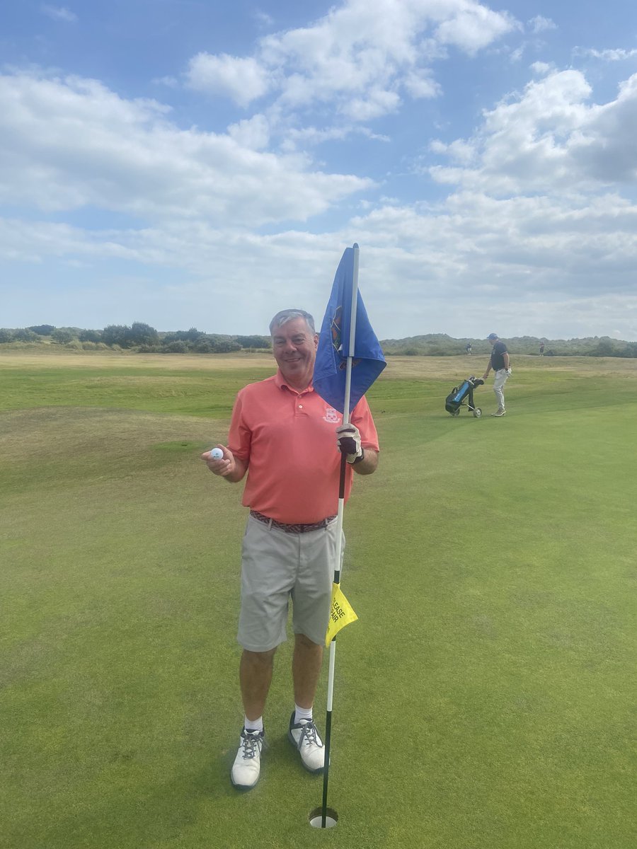 Delighted to have my first hole in one on my favourite <a href="/StAnnesGCNews/">St. Anne's Links Golf Club</a> course and with my favourite <a href="/ClontarfRugby/">Clontarf Rugby Club</a> Golf Society #whoarewe