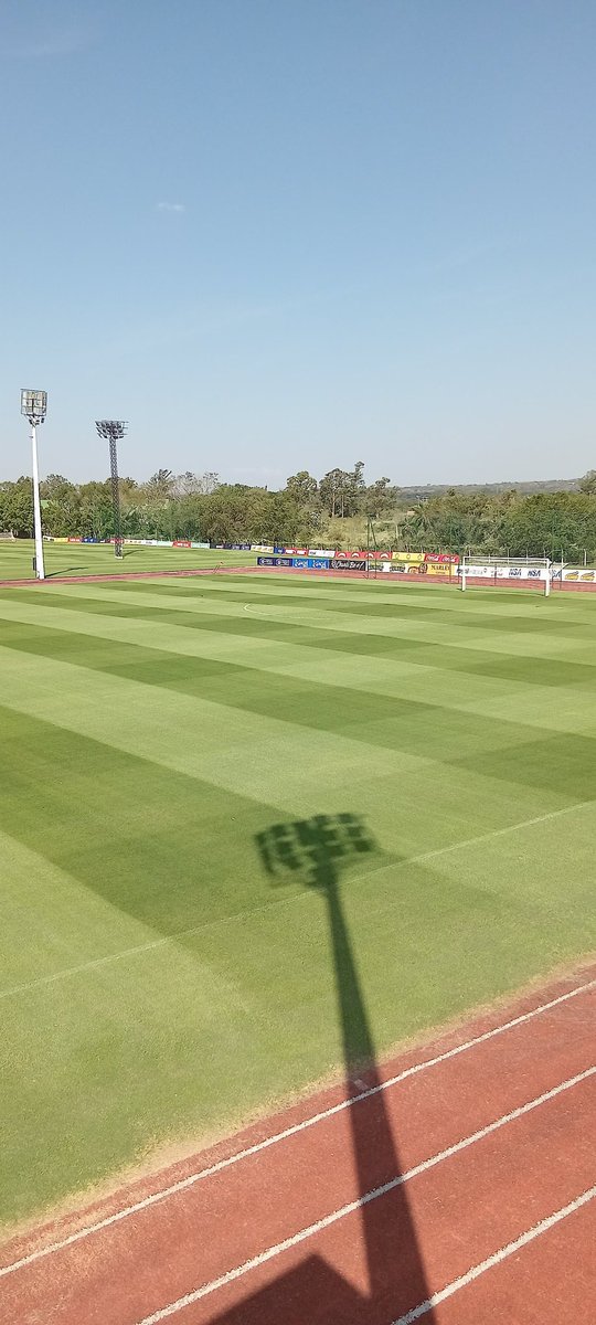Cancha 4 del CARDE de Ypane. La casa de la seleccion Paraguaya. Campo de juego NaturalGreen.