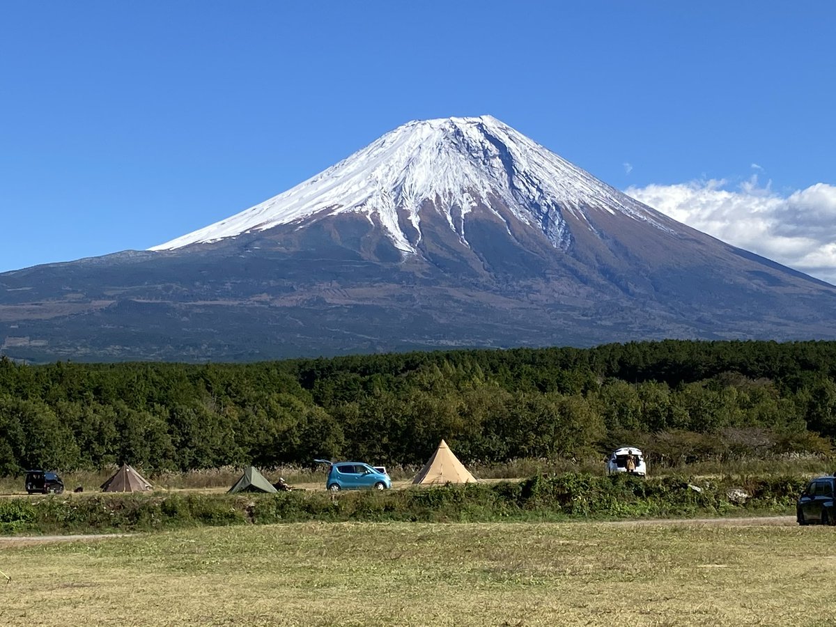 Nero_vcf's tweet photo. 色んなキャンプ場から見た富士山🗻

#キャンプ
#ソロキャンプ
#ふもとっぱら
#富士山ymcaグローバルエコヴィレッジ 
#精進湖レークサイドキャンプ 
#浩庵キャンプ場 https://t.co/EsuXkDWW8X