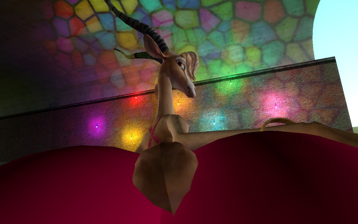 Gazelle's big butt 4 🍑🥰❤️ 2/2 images 8/20/25 🔞