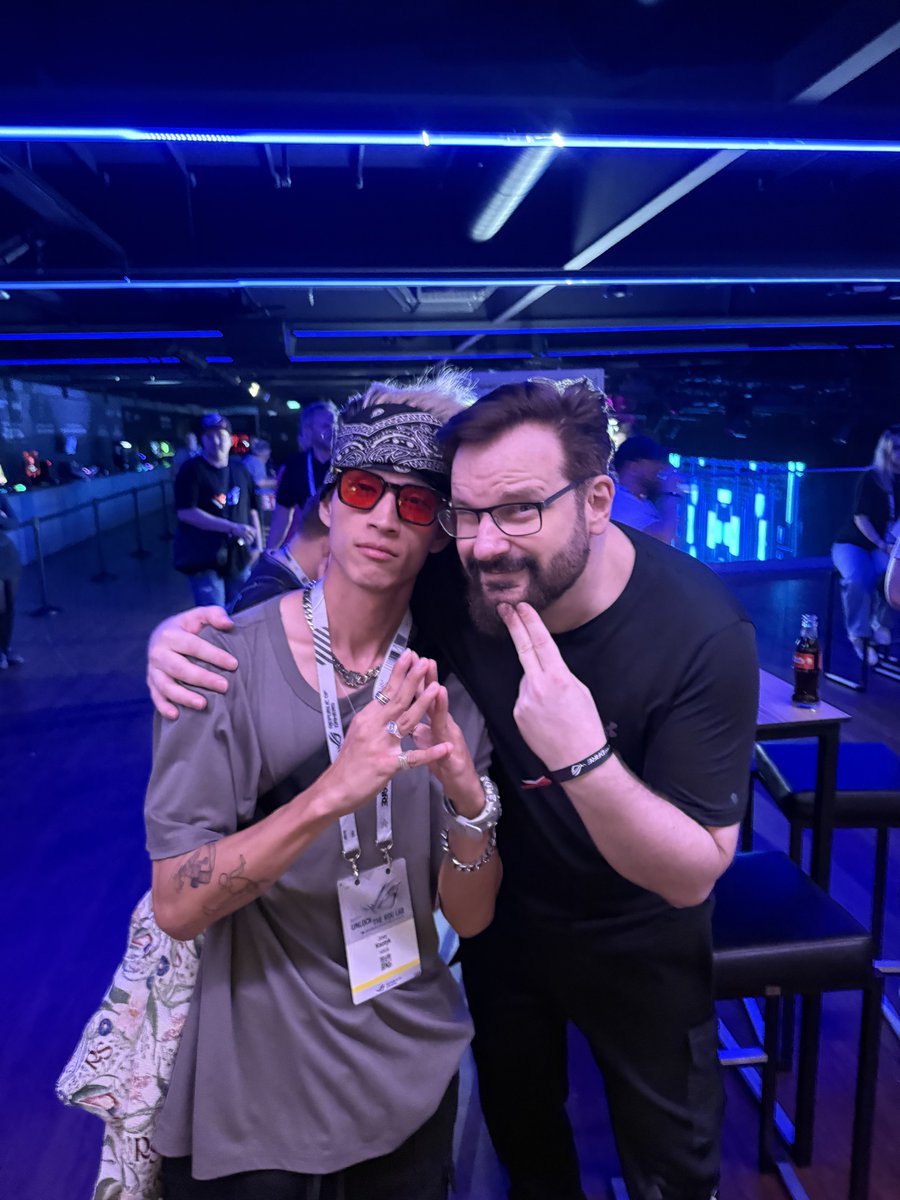 JoeyKaotyk's tweet image. we on a boat.