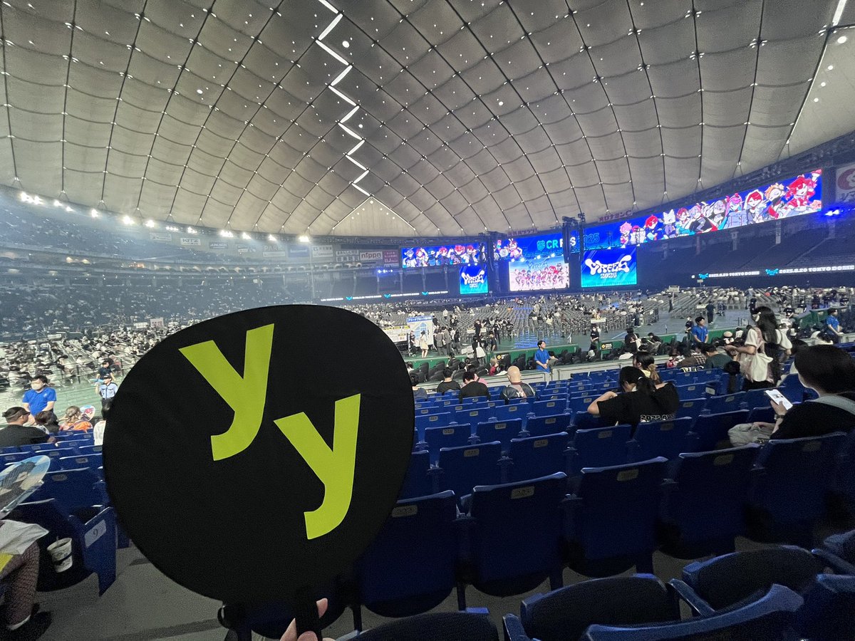 moememome's tweet photo. @ABCDYY わいわいさん大変お疲れ様でした！やっぱりわいわいさんの声は場が締まります、MCわいわい最高でした！歌も一筋縄では歌わないという強い意志を感じ、力強いパワー貰える歌声に笑いながらもグッときてました。わいわいさんらしさ溢れてて素敵でした！ゆっくり休んでまたお話聞かせてください☺︎ https://t.co/sqE1RI5R1r