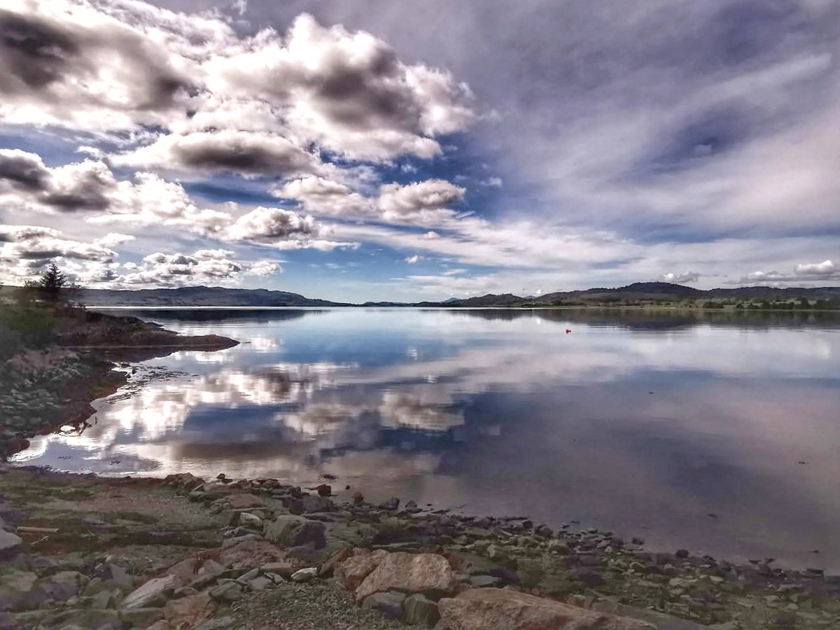 Jillybean (@jillhurst14) on Twitter photo Loch Creran from the Creagan Inn <a href="/VisitScotland/">VisitScotland</a> #ScottishLochs #sky #Reflection #westcoast #landscapephotography Loch Creran from the Creagan Inn <a href="/VisitScotland/">VisitScotland</a> #ScottishLochs #sky #Reflection #westcoast #landscapephotography