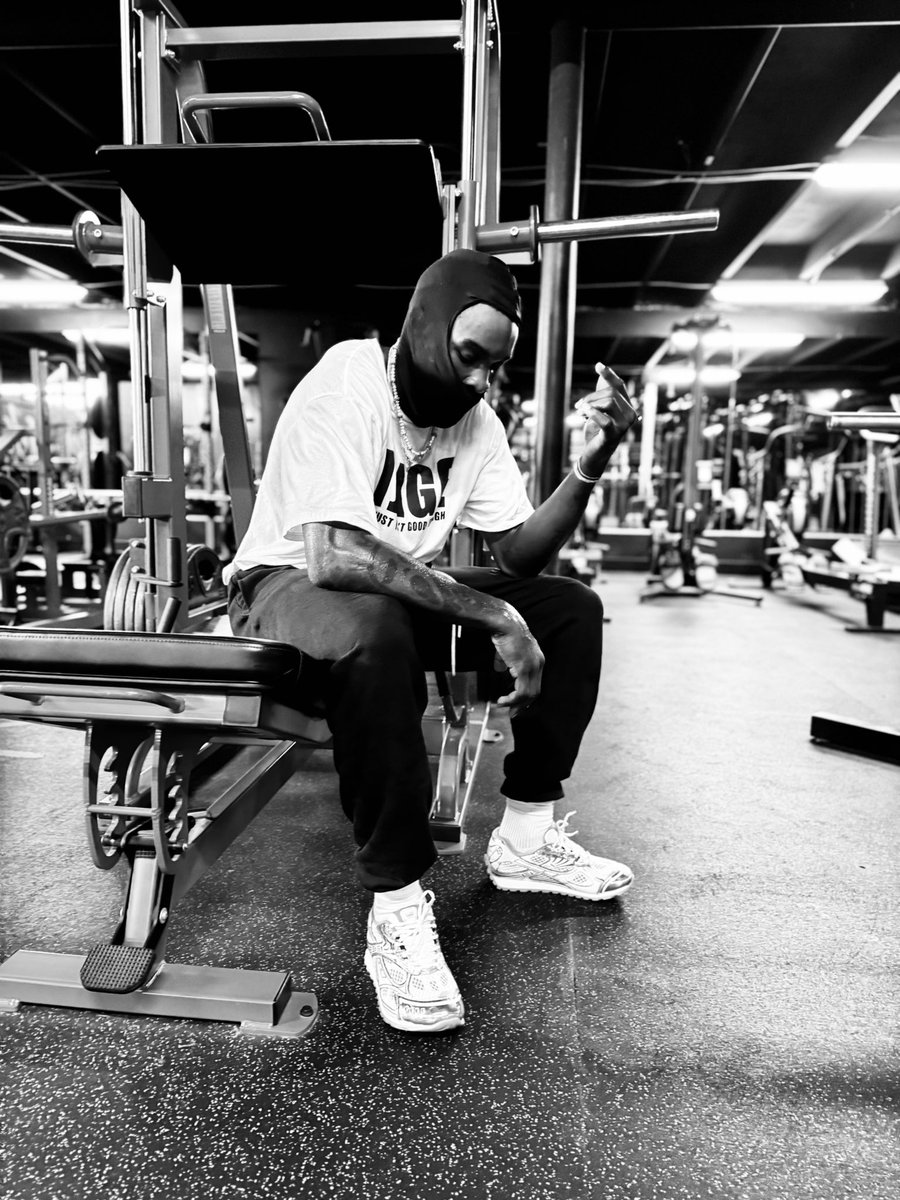 Majin Buu tweet media