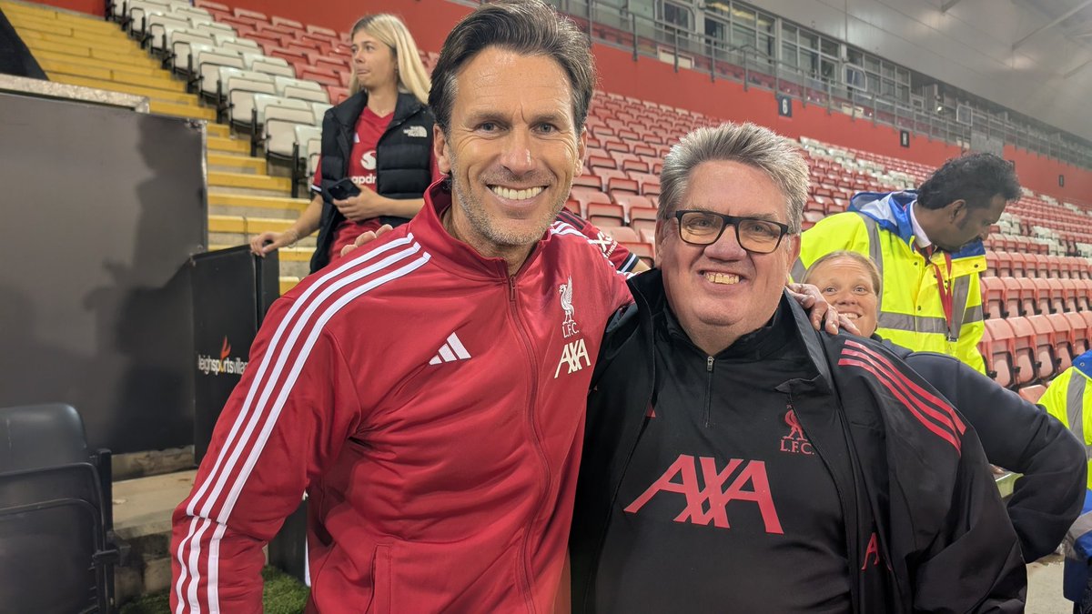 Andrew Ellis ❤️🦔 (@jacippet) on Twitter photo Great game tonight and so close to a win over our bitter rivals. A photo with our new manager was an added bonus, thank you <a href="/garethtaylor_73/">Gareth Taylor</a> and welcome to <a href="/LiverpoolFCW/">Liverpool FC Women</a> #ynwa Great game tonight and so close to a win over our bitter rivals. A photo with our new manager was an added bonus, thank you <a href="/garethtaylor_73/">Gareth Taylor</a> and welcome to <a href="/LiverpoolFCW/">Liverpool FC Women</a> #ynwa