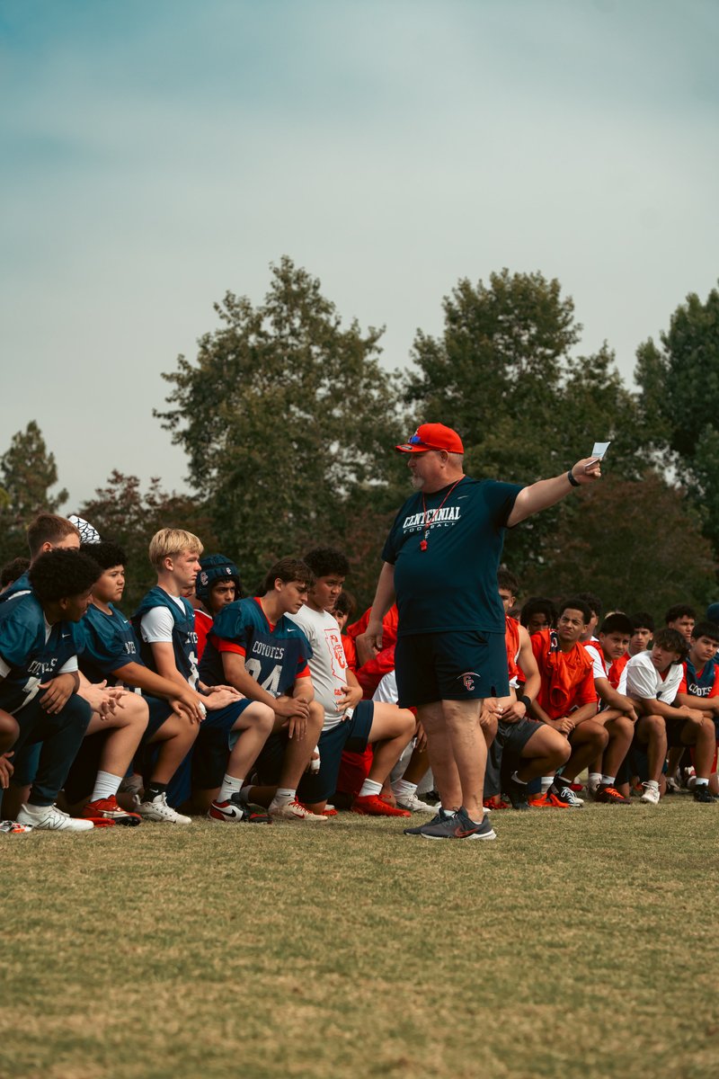 Centennial Coyotes Football tweet media