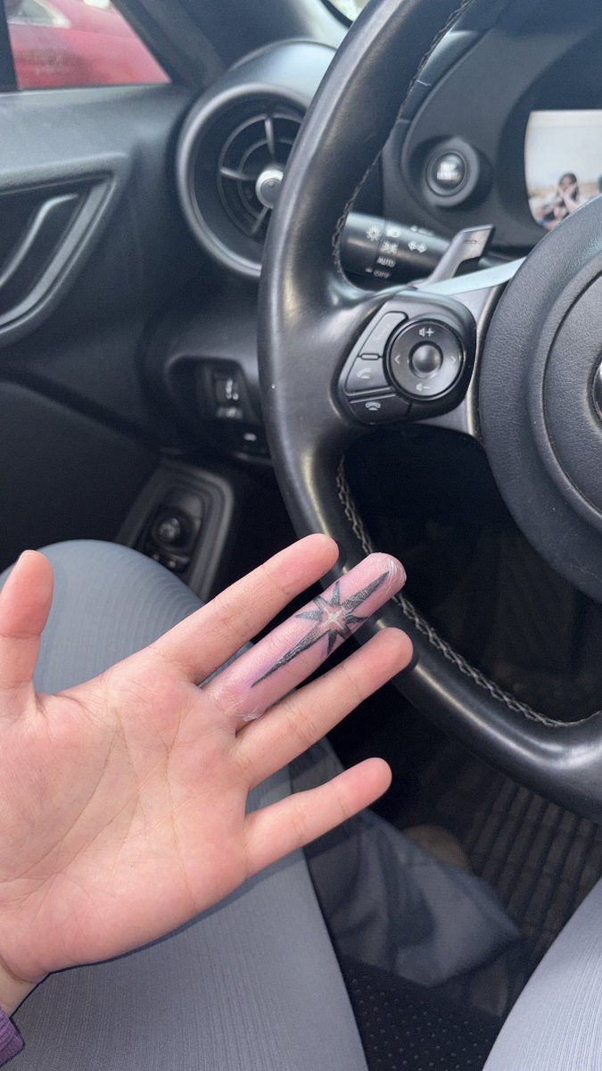 kysjiro's tweet photo. birthday present from my tattoo artist friend 🥲💜 https://t.co/irMwfu67uC