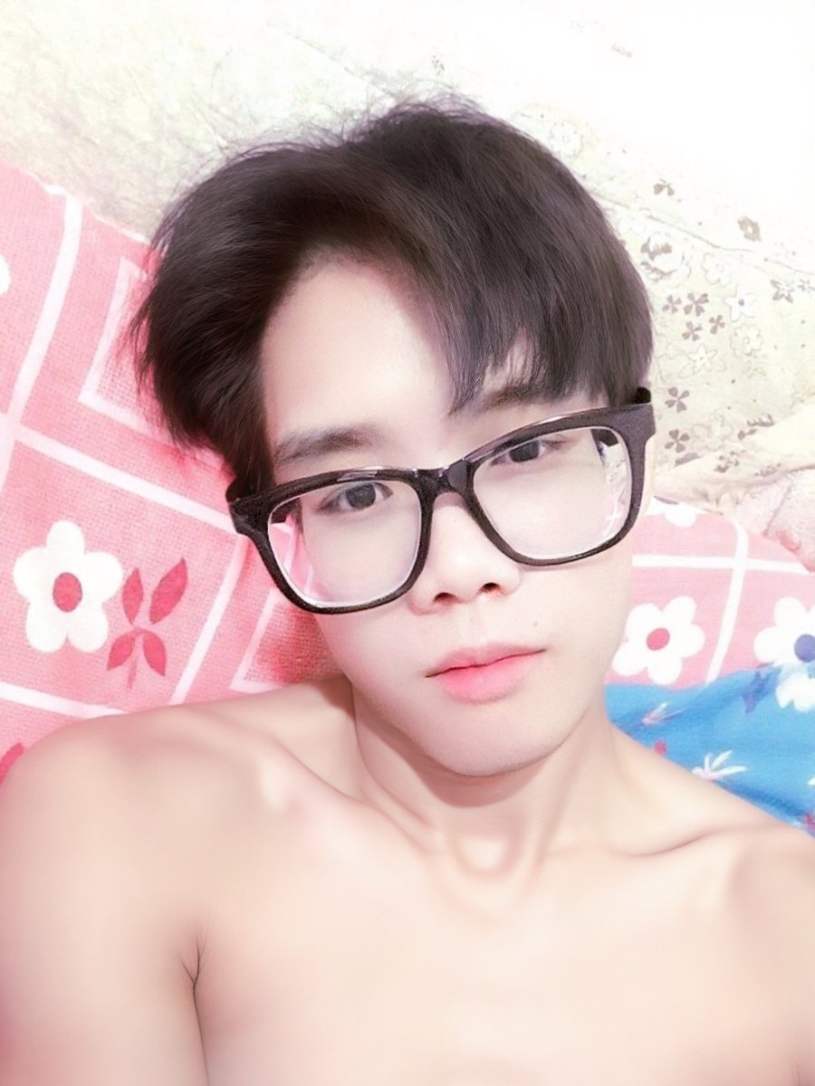 LePetitNorth's tweet photo. Candy sweet dream 🌙 
Goodnight !!

.

.

.

#sweet #sweetboy #dream  #dreamboy #candyboy https://t.co/6VdmxSSO9v