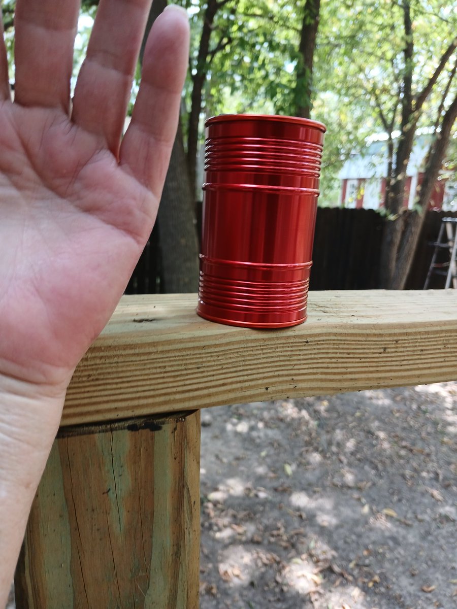 Ordered a burn barrel from Walmart.  WTF IS THIS?🤣🤣