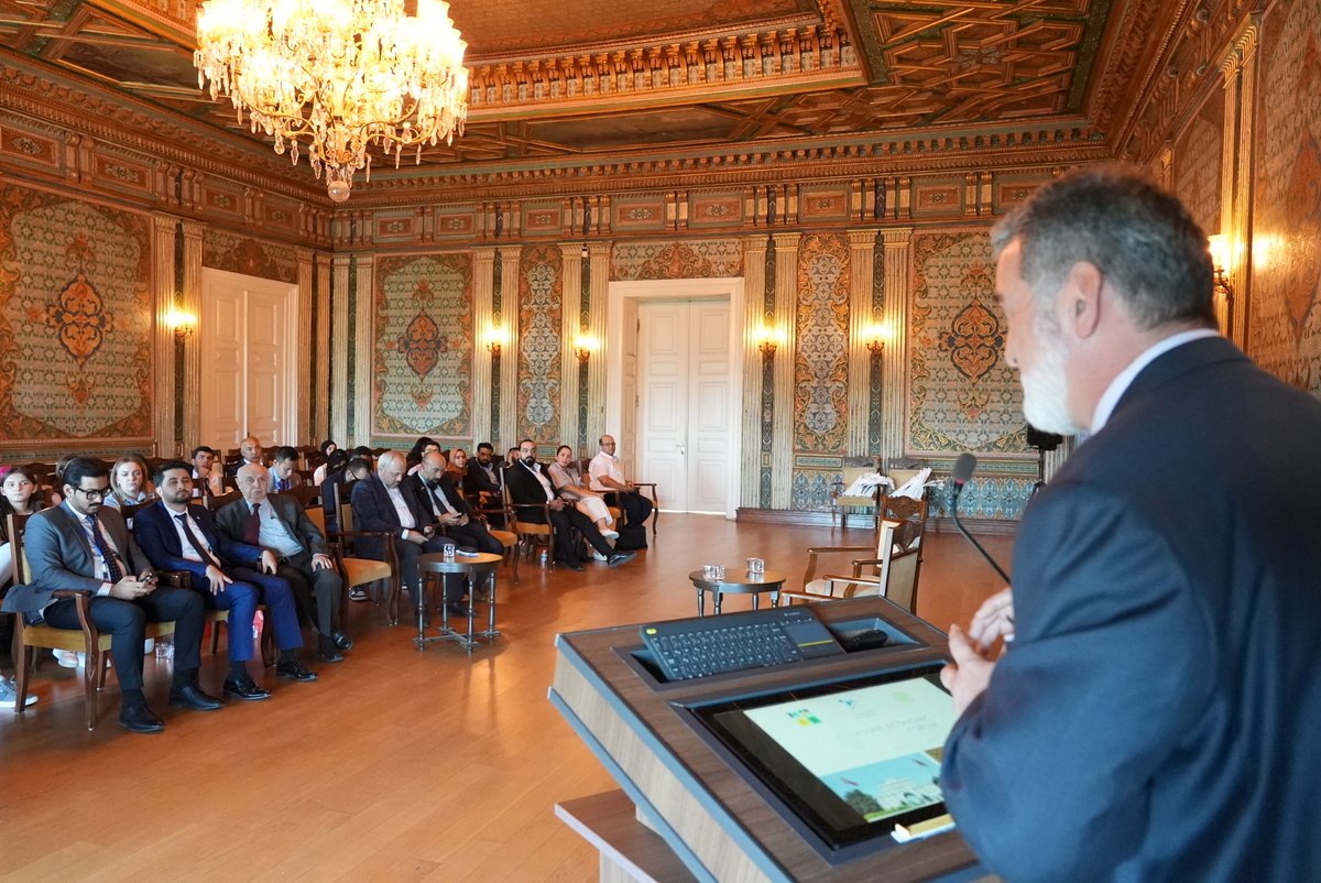 Hosted the Young Economic &amp; Security Forum at Istanbul University with participants from 25 countries 🌍

Great exchange on economy, innovation &amp; global security diplomacy.  
Proud moment for Türkiye as a bridge of ideas 🇹🇷

#YESForum #IstanbulUniversity #GlobalYouth