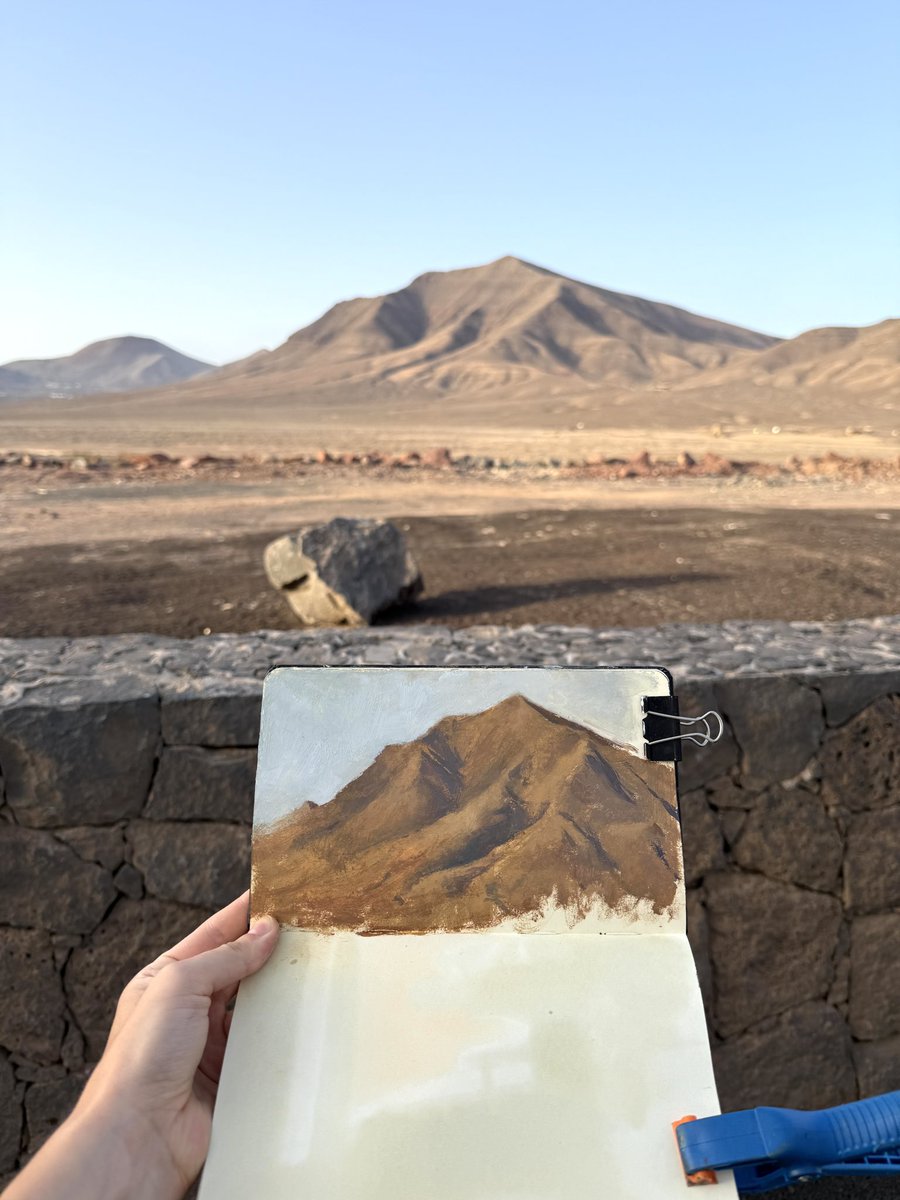 R04Paula's tweet photo. lanzarote https://t.co/lshXOSNf4g