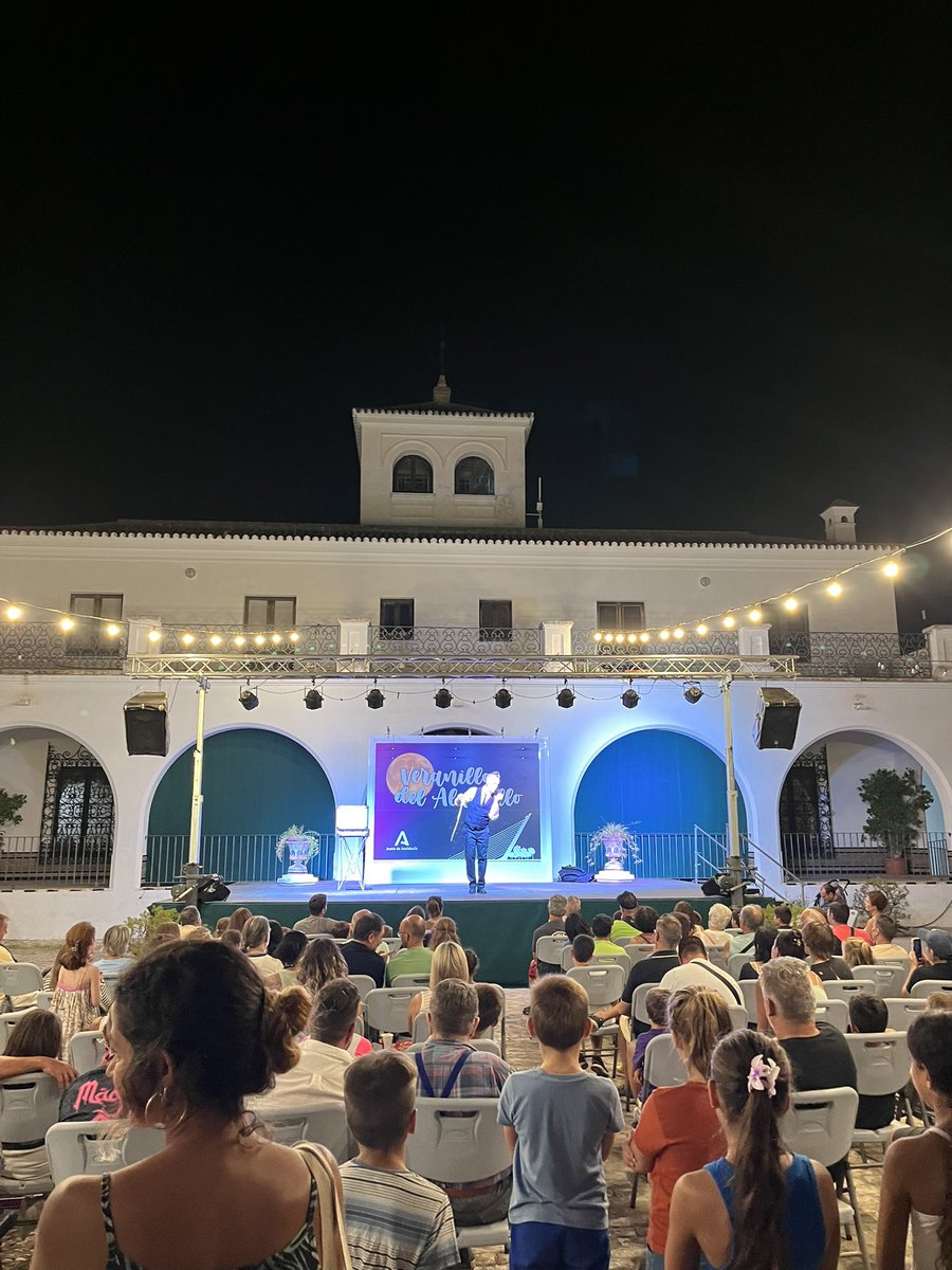 🪄🧙 Magia en el <a href="/ParqueAlamillo/">Parque del Alamillo</a> con el ilusionista Ismael Montoro.
#veranillosdelalamillo