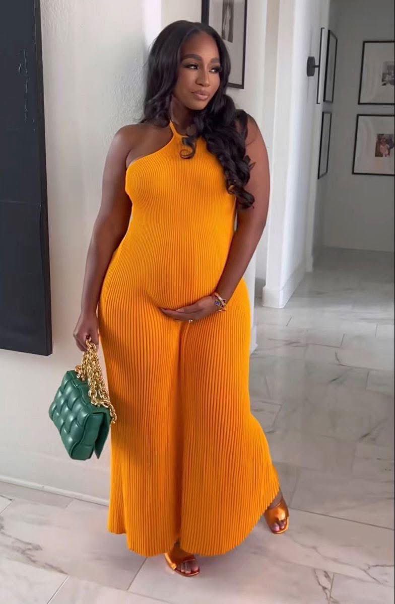 flavinekalalyxe's tweet photo. Pourquoi quand on mougou une femme enceinte, on éjacule vite ? 🤔 https://t.co/S9buOO4m0B